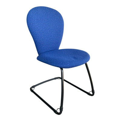 Chaise visiteur bleue, pied...