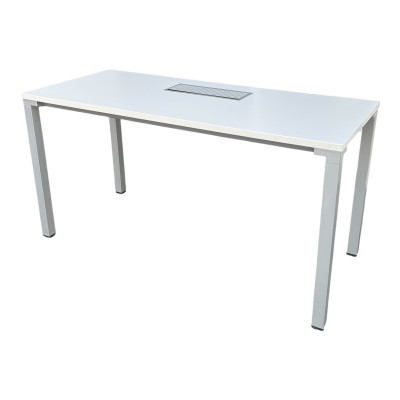 Bureau droit avec boîtier...